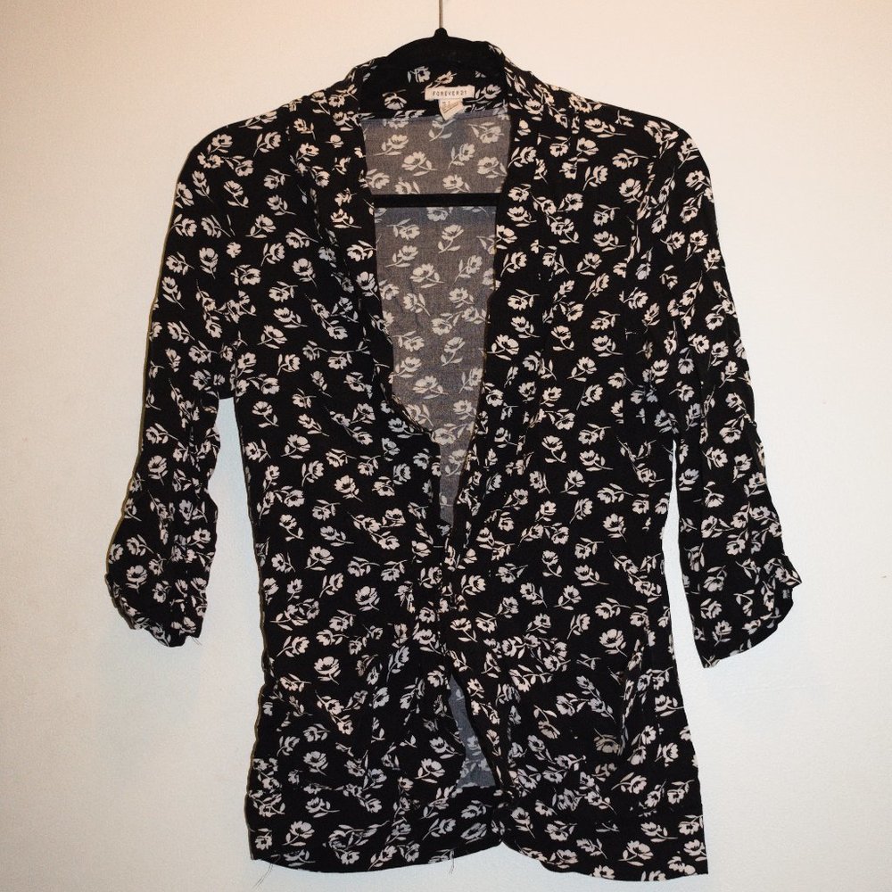 Forever 21 Black and White Floral Blazer